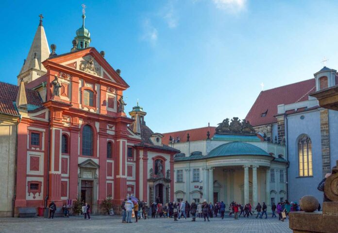 St.-Georgs-Basilika Prager Burg St.-Georgs-Basilika Prager Burg
